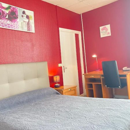 Aigle D'Or Hotel Thiers Buitenkant foto
