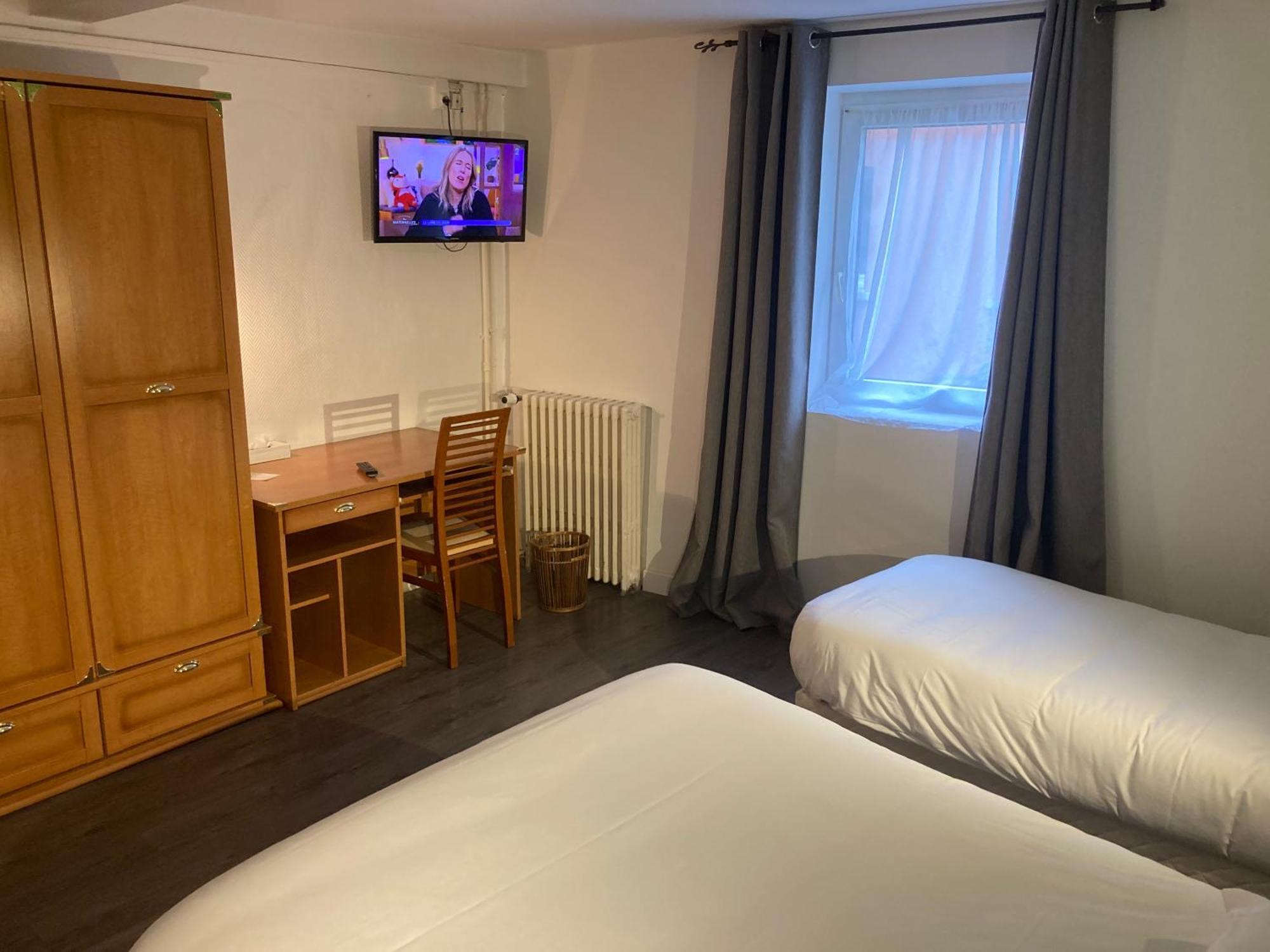 Aigle D'Or Hotel Thiers Buitenkant foto